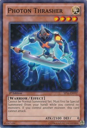 Photon Thrasher (Starfoil) (SP14-EN007) - Star Pack 2014 1st Edition